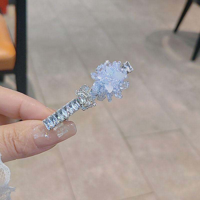 Exquisite Sweet Cool Crystal Zircon Hair Clip for Women with A Small Niche Design Side Clip Headpiece