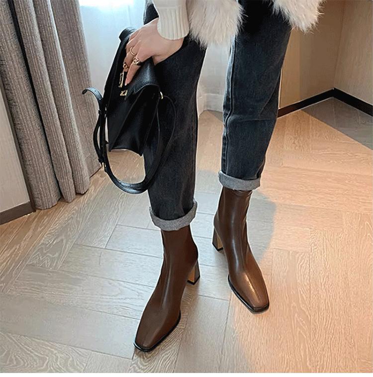 Autumn and Winter Short Boots Women Square Head Black Side Zipper Boots Women Chunky Heel Leather Boots White Single Boots High Heel Short Boots