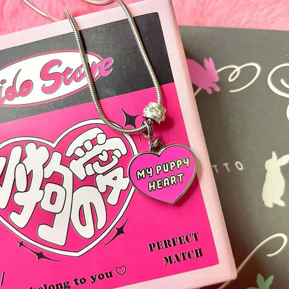 Chic Sweet & Cool Statement Necklace for Women: Trendy Clavicle & Sweater Chain Design for Autumn/Winter Fashion