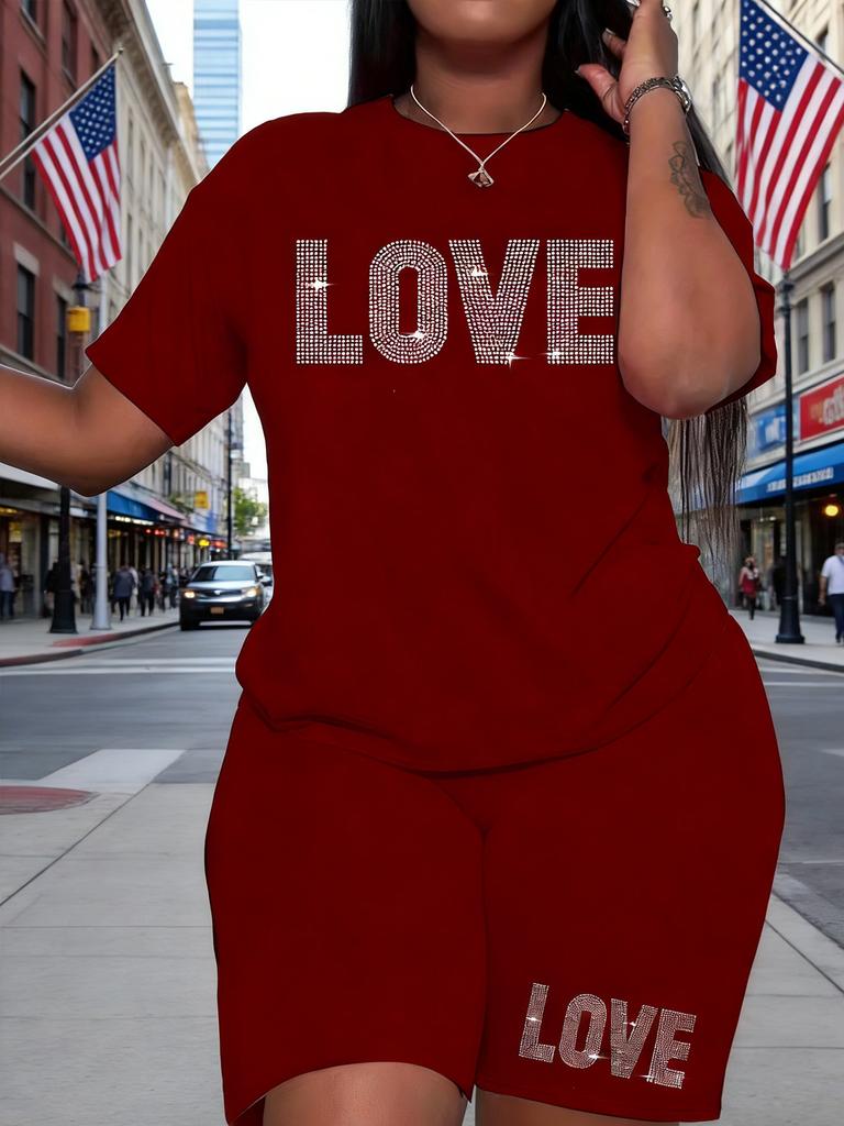 Women's Oversized Casual T-Shirt and Shorts Set, with Round-Neck Short-Sleeved Knitted Fabric and Lettered Heart Print, Suitable