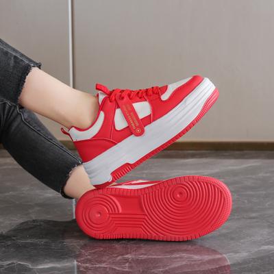 Туфли на толстой подошве новые универсальные повседневные спортивные туфли спокойный шаг износостойкие сверхлегкие увеличивающие рост женские туфли