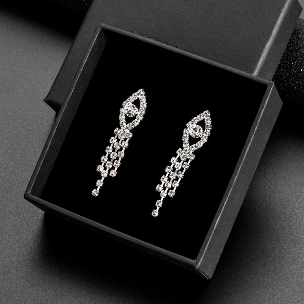 Женские комплекты бижутерии, ожерелья, серег B0910893 AVE