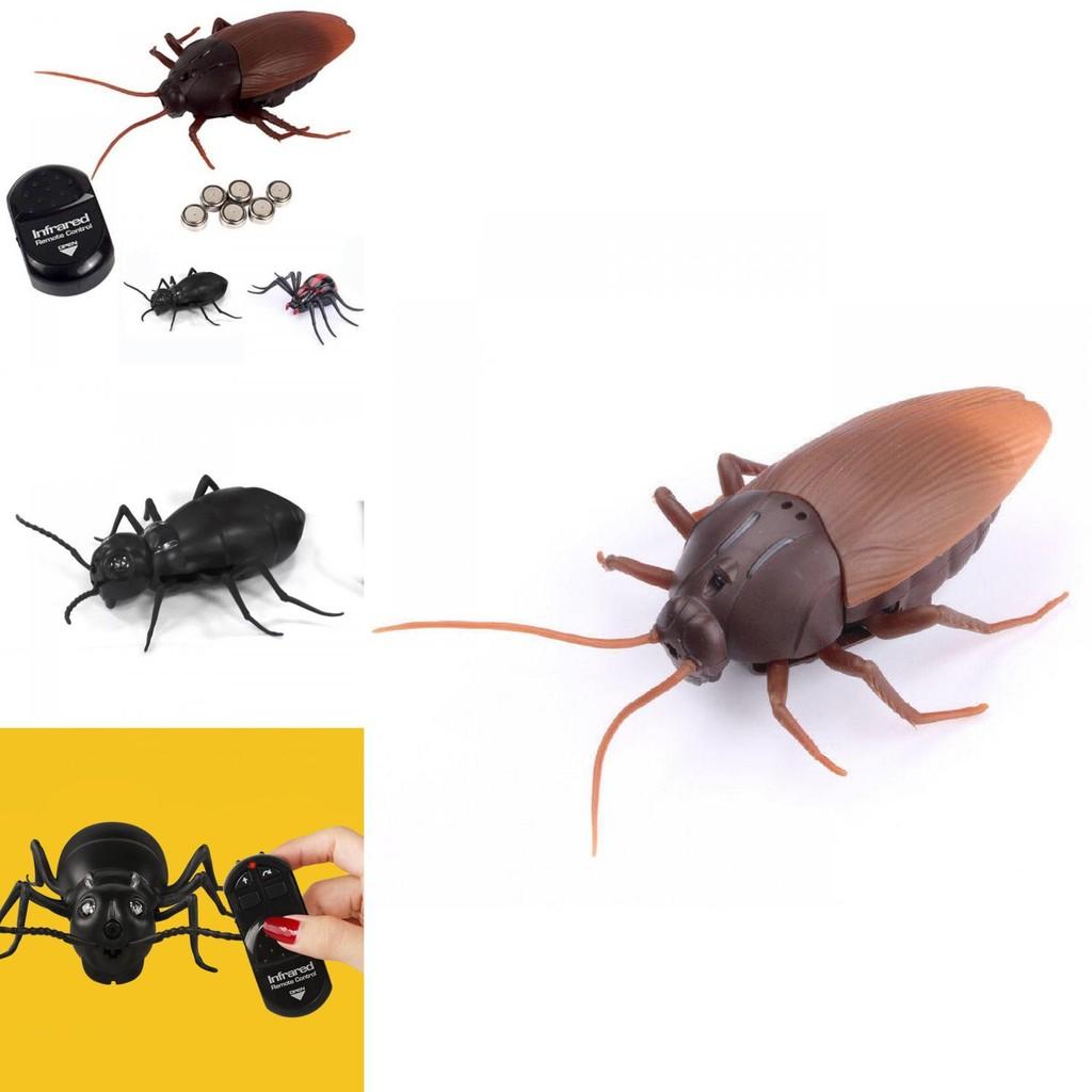 Lifelike Infrared Remote Control Cockroach Toy Funny Prank Gift For Children