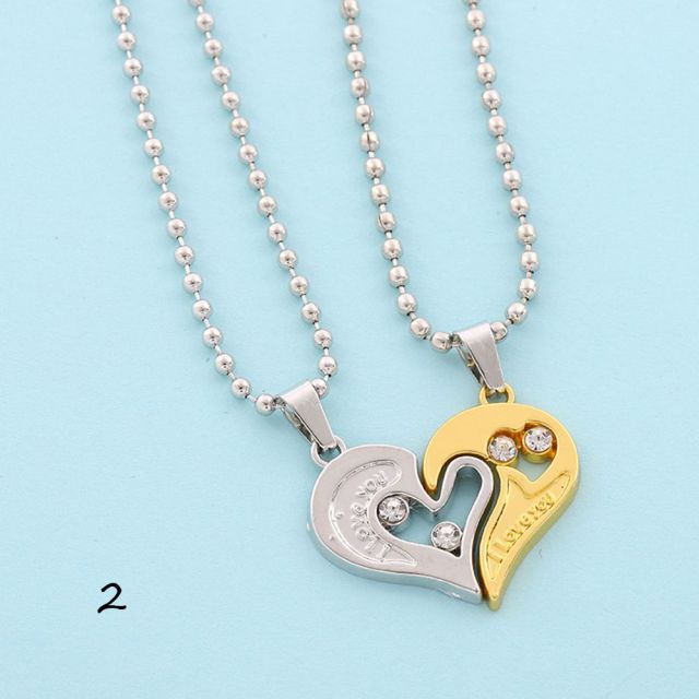 Unique Carved Design Fashion Friends Jewelry Gift Love Couple Necklace Necklace Heart -Shaped Pendant Pendant
