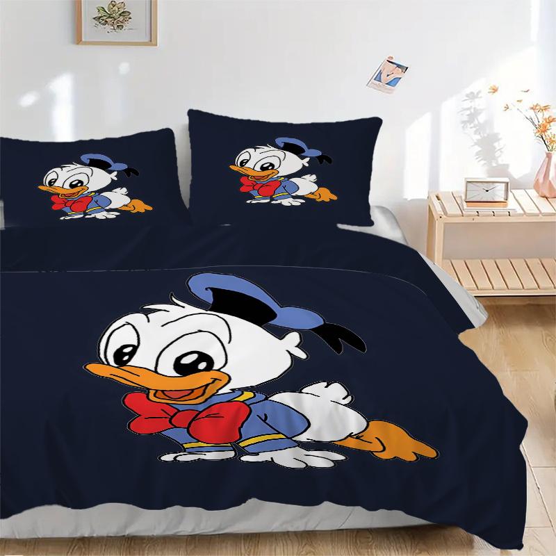 3pcs The Small Donald Duck Quilt Cover Set (1 Quilt Cover + 2 Pillowcases Without Pillow Core), High-Definition Printing for Home and Dormit