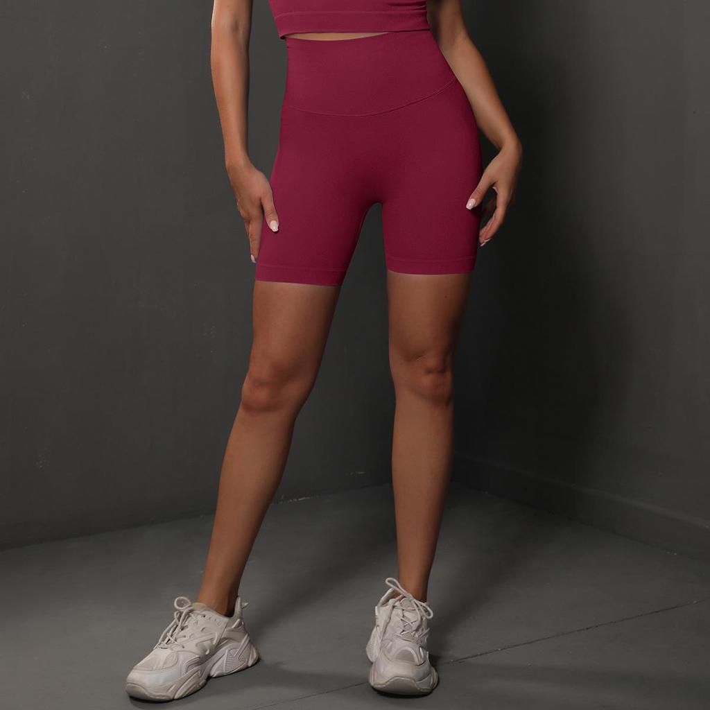 Летние шорты для йоги, стройнящие фигуру: Подтягивающие бедра, эластичные и идеально подходящие для бега