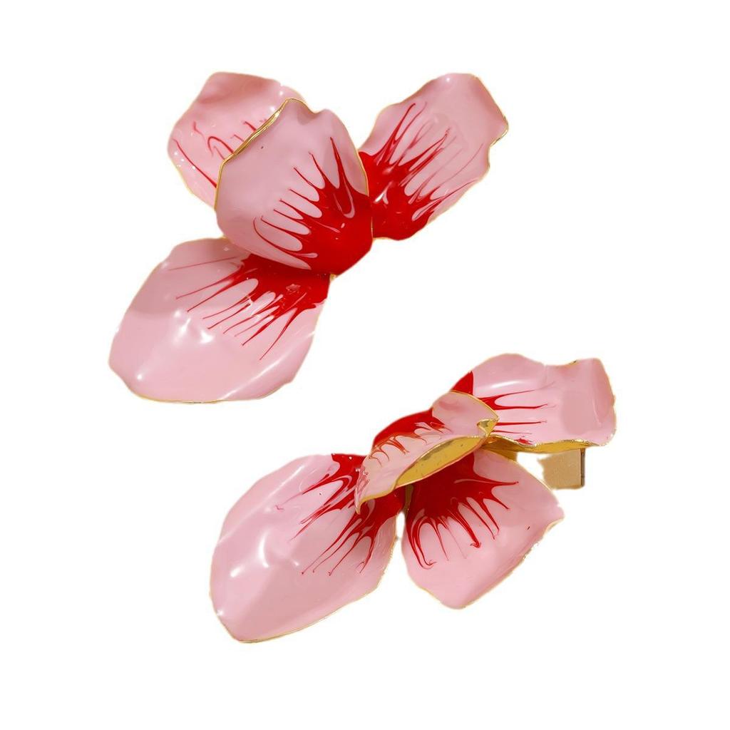 Pink Petal Oil-Drop Earrings: Stylish 3D Metallic Iron Design