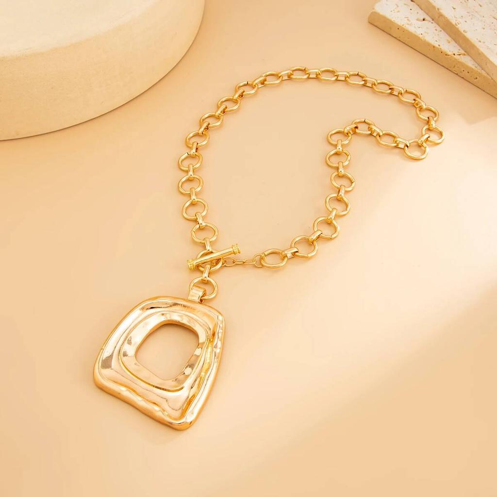 SHIXIN Punk Style Hollow Out Square Pendant Necklace for Women Retro Geometry Pendant Choker Lady Clavicle Chain Party Jewelry
