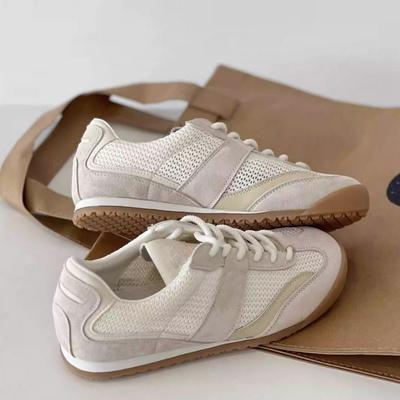 Популярная дышащая сетчатая обувь женская 2025 лето новая ретро на плоской подошве немецкие тренировочные туфли универсальная спортивная и повседневная белая обувь