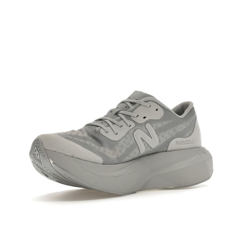 District Vision x New Balance FuelCell SuperComp Elite v4 Алюминиево-серые мужские кроссовки Белые MRCELVD4