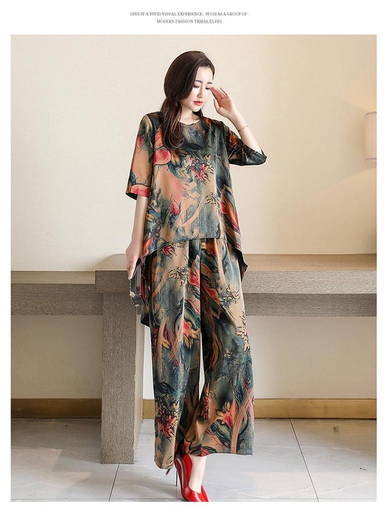 Женский костюм-двойка с ретро-принтом, лето 2024 г.: Модная свободная блузка и широкие брюки