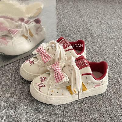 Женская обувь – Кроссовки