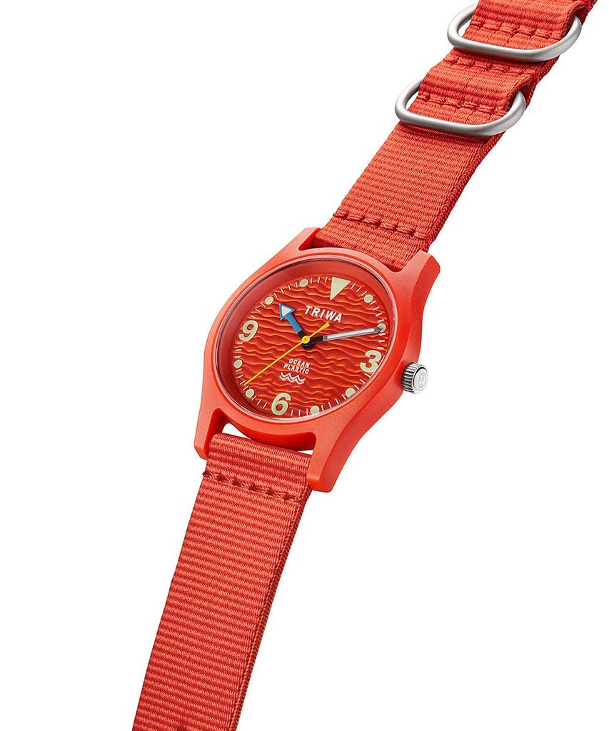 Часы TIME FOR OCEAN PLASTIC Регулярный импорт Швеция Скандинавский дизайн TRIWA/Toriwa Мужская и женская (унисекс) TFO103-CL153512