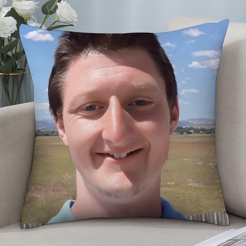 D-Daniel Larson Selfie Pillow Case 3D Print Polyester Fiber 45*45 cm Home Sofa Throw Pillow Cover Decoration Festival Gift