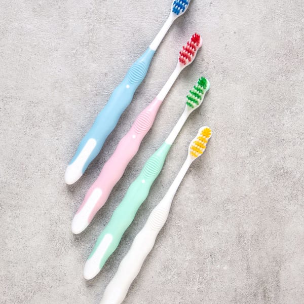 Зубная щетка Perio Care Defense с тонкой щетиной