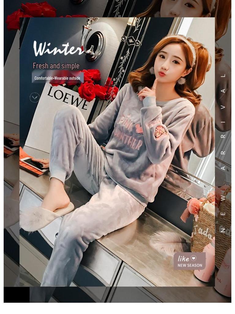 Women's Long-Sleeve Flannel Pajamas - Cute Cartoon Coral Fleece Set for Fall & Winter