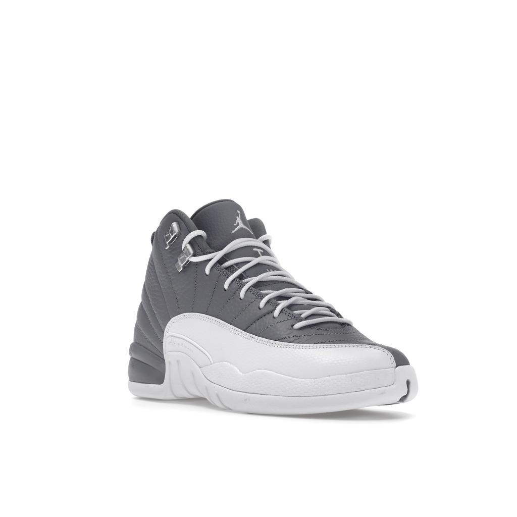 Кроссовки Air Jordan 12 Retro GS Stealth Kids Серо-Белый Холодно-Серый 153265-015