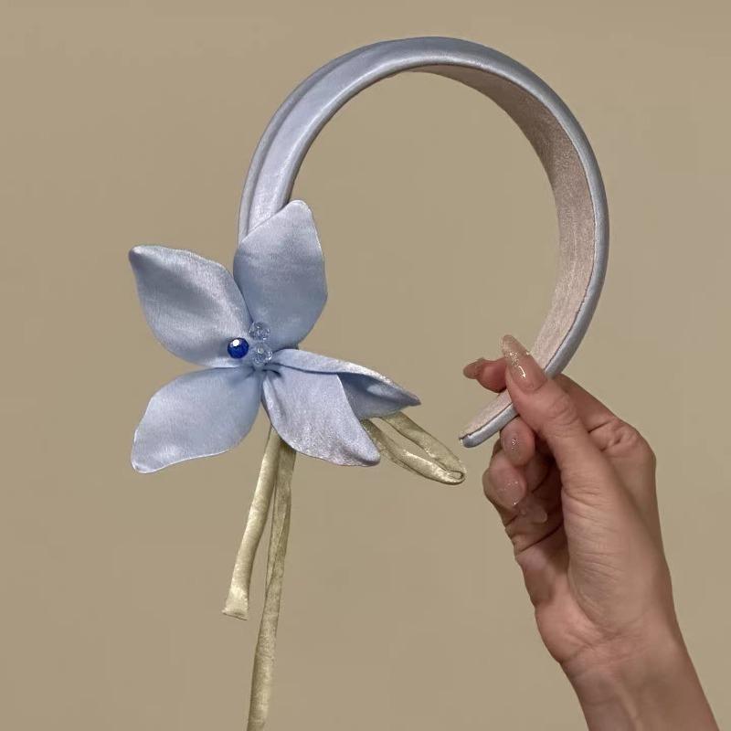 Lily Headband, Pretty Hair Accessory