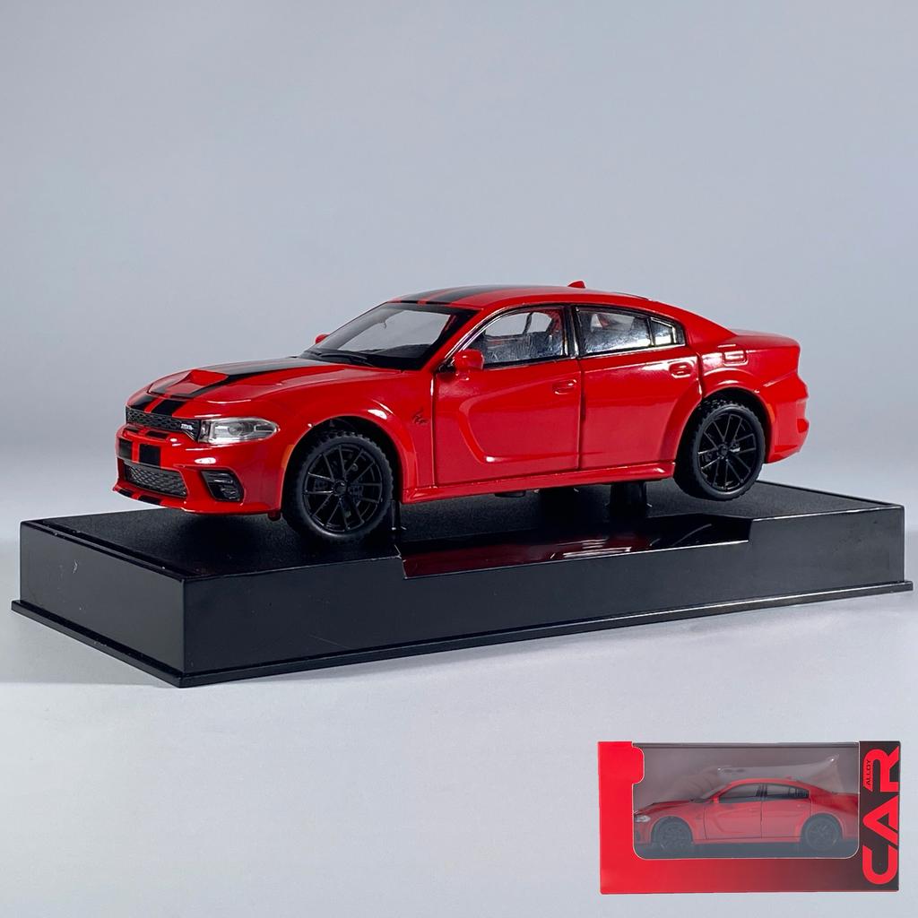 1:32 Dodge Charger SRT Суперспортивный автомобиль Сплав Литье под давлением Модель автомобиля Высокая симуляция Домашнее украшение Праздничный подарок Другу