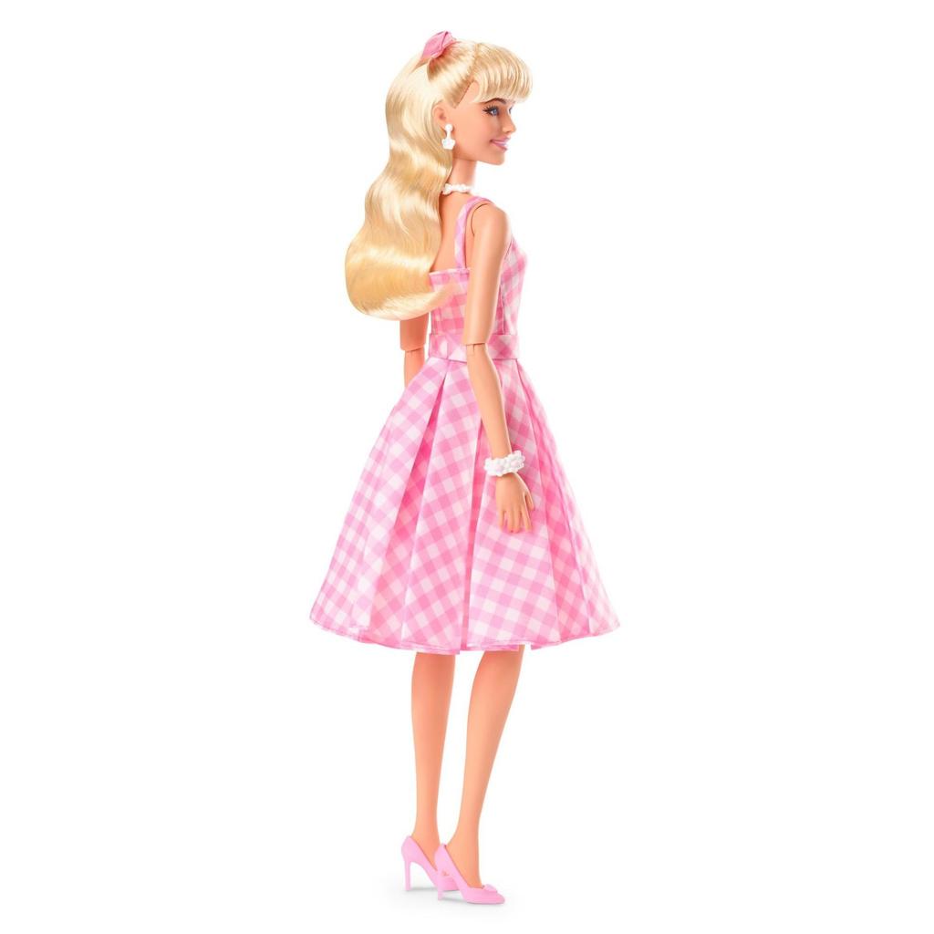 Mattel Кукла Барби в клетчатом платье Возраст 3+ (Кукла для переодевания) (HPJ96)