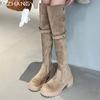 Модные женские замшевые ботфорты на толстом высоком каблуке, обувь выше колена, женский тренд 2025, зимние дизайнерские новые модные сапоги для снега Mujer Botas