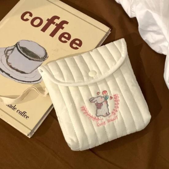 Сумка для хранения гигиенических прокладок с милыми узорами, большая вместимость, компактный дизайн, портативная сумка для хранения тампонов во время менструации