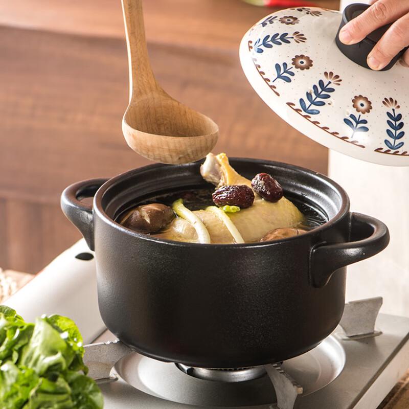 Retro Floral Ceramic Casserole Pot
