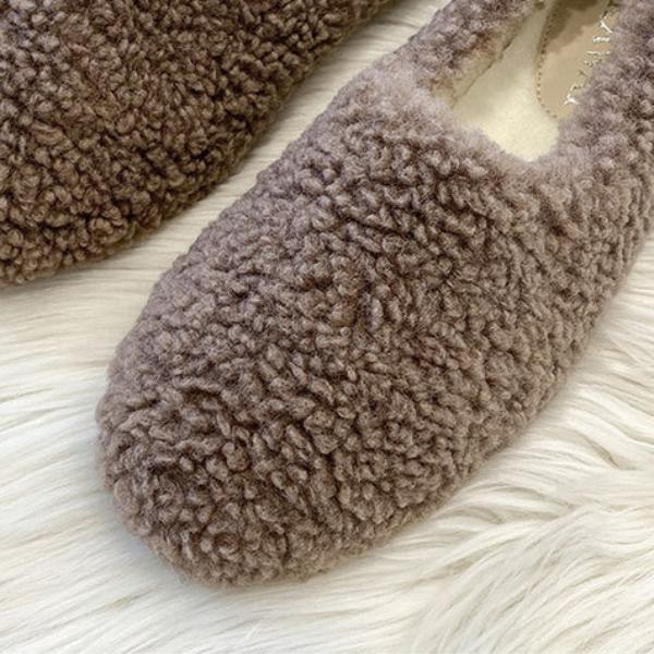 Роскошные мокасины из овечьей шерсти, женские зимние хлопковые туфли, женские теплые плюшевые лоферы, удобные женские туфли на плоской подошве с овечьим мехом, большой размер
