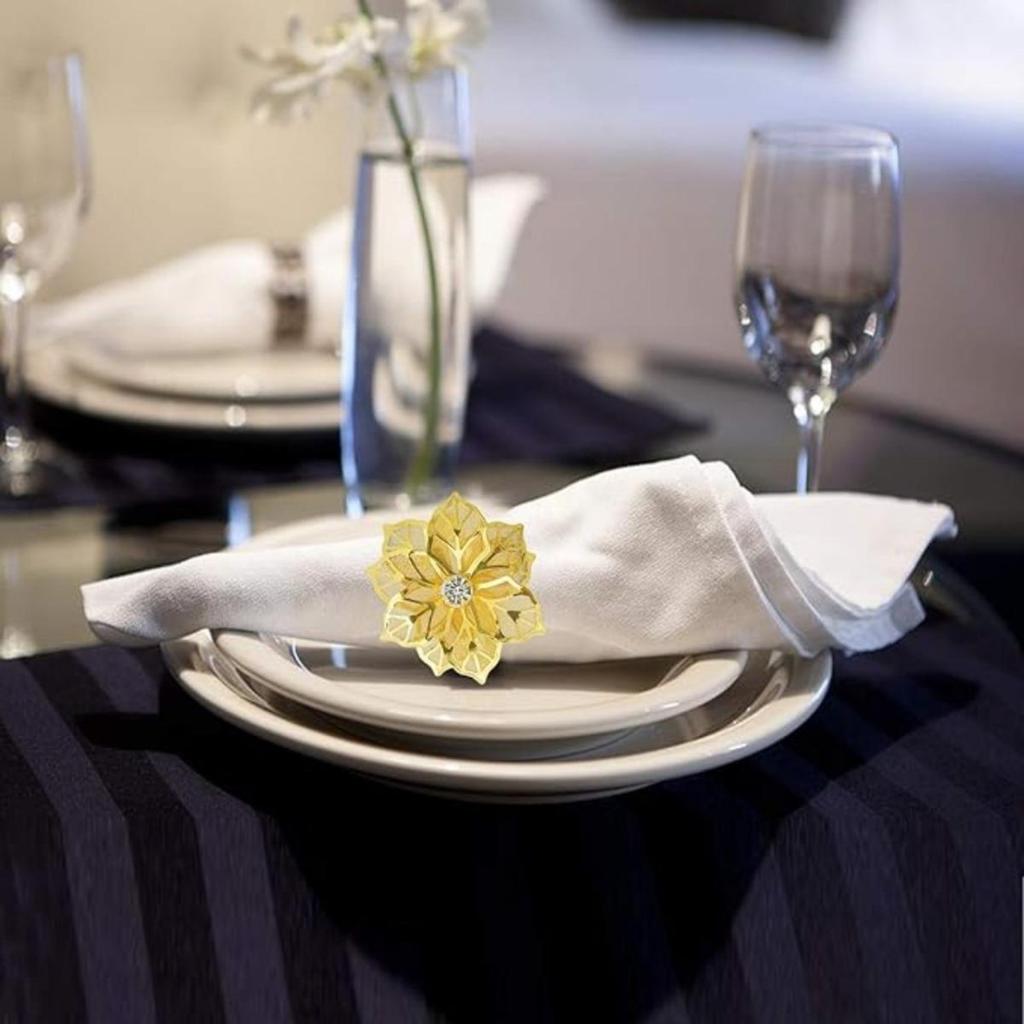 10pcs Napkin Rings Alloy Hollow Out Flower Napkin Holder Dinning Table Napkin Ring for Dinner Parties Wedding Banquet Family Gatherings Table Decor