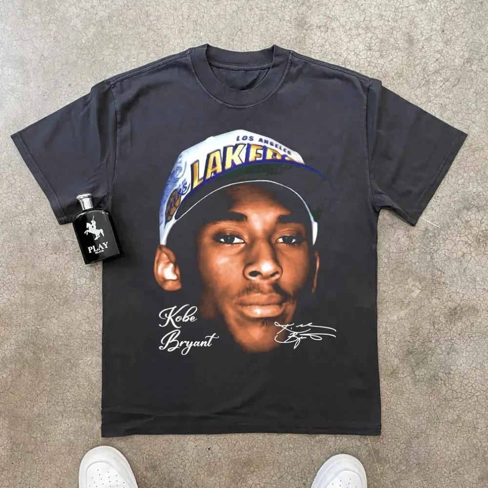 Винтажная футболка оверсайз с повторяющимся текстом Kobe Bryant, Графическая футболка с изображением легенды Los Angeles Lakers, Повседневный топ унисекс