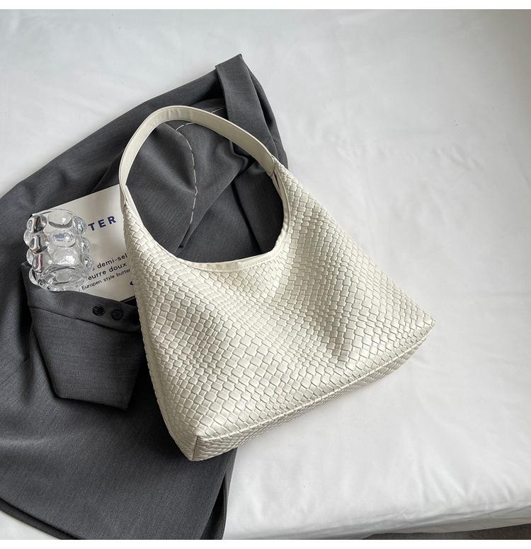 Французская плетеная сумка женская атмосфера универсальная сумка через плечо ниша подмышечная сумка текстура портативная сумка для поездок на работу