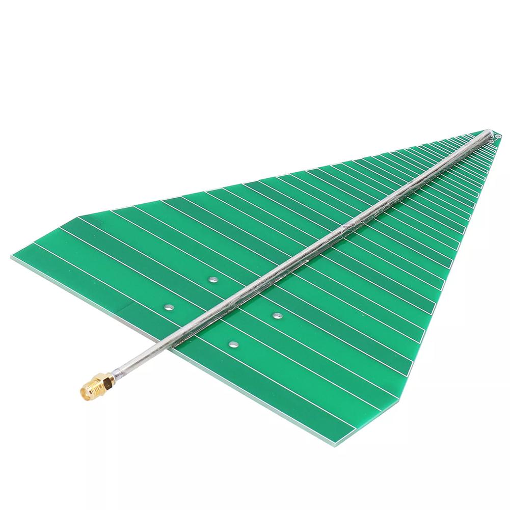 For Telecommunications Log Periodic Antenna Antenna Printed Circuit Board Green Directional Linear Polarization
