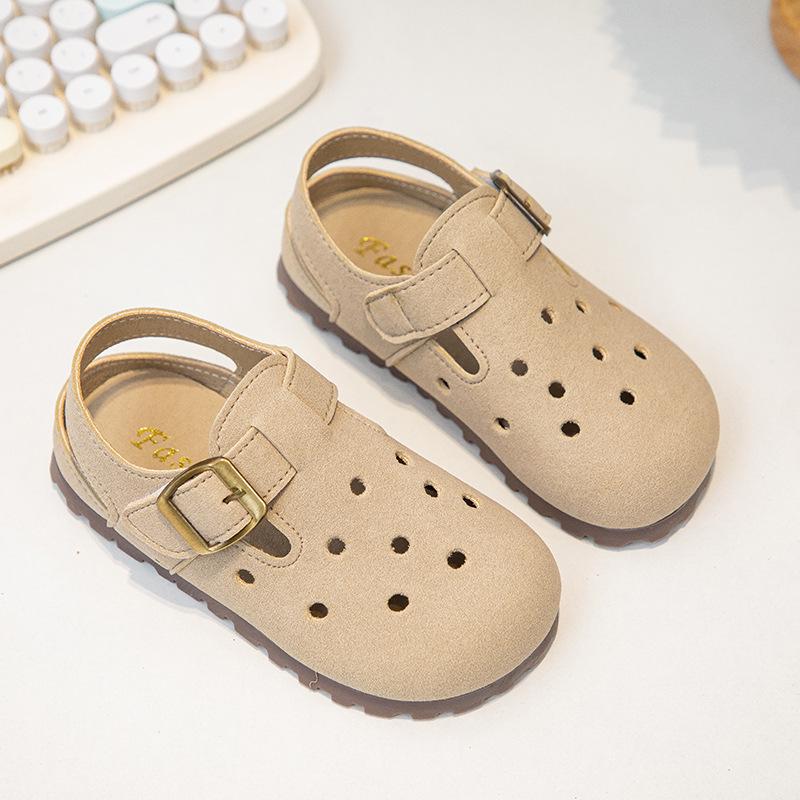 Детские Crocs Весна/Лето 2025: Сандалии с мягкой подошвой для мальчиков и девочек, обувь для первых шагов для младенцев и малышей.