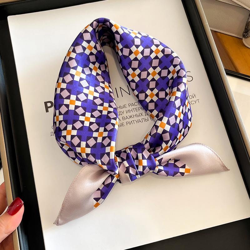 New 100% Natural Real Silk Women Scarf Printed Scarfs Bandana Women Square Scarves Hijab Shawls Warp Neckerchief Female Foulard