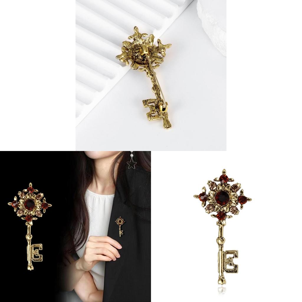 Retro Art Deco Key Pendant Pin With Adjustable Fit For Fashion Accessories