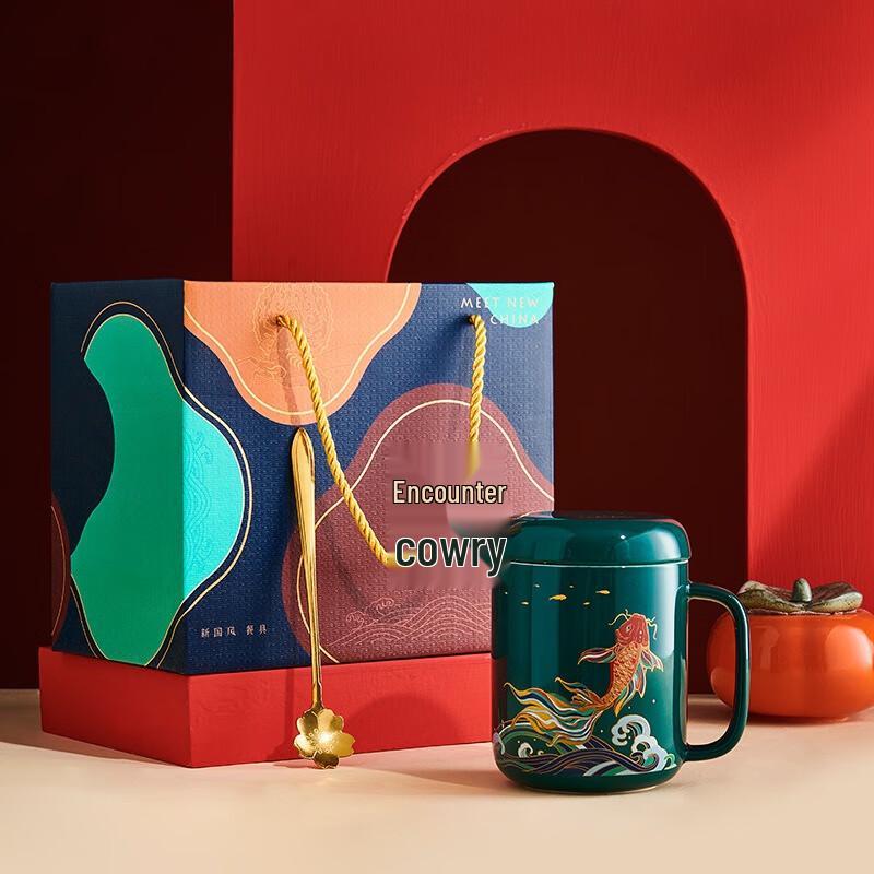 Керамическая кружка SX National Tide с карпом в подарочной коробке