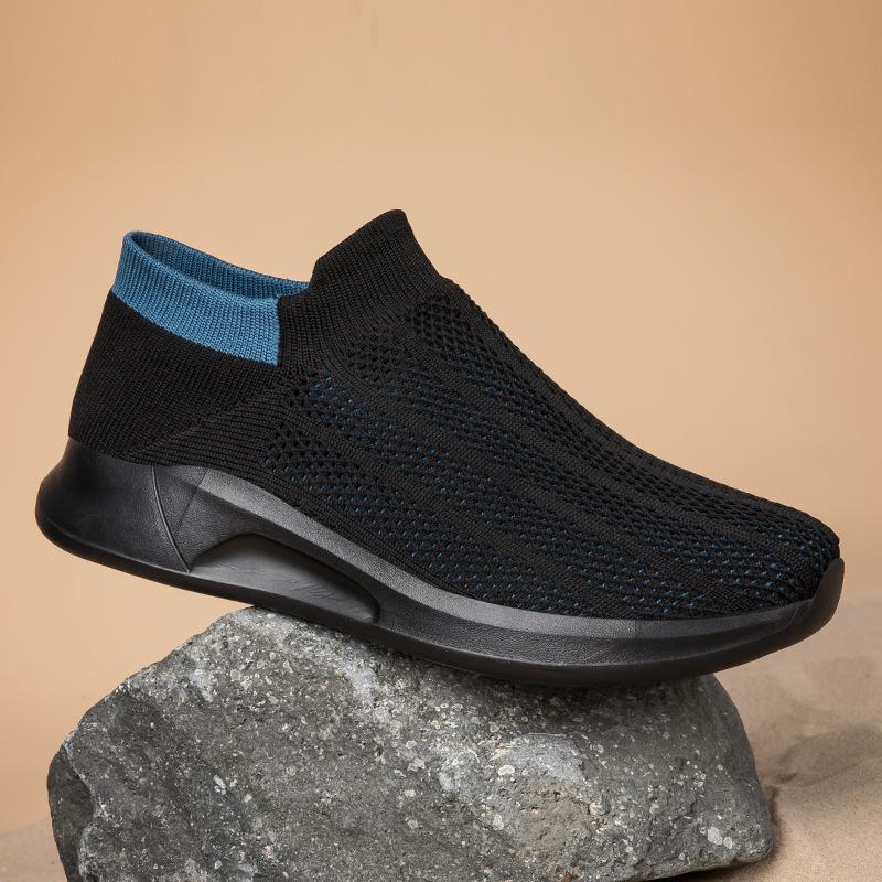 Athletics Sneakers Male Walking Shoes Sneakers Men Breathable Man Casual Shoes New Style Running Sneakers Slip On Loafers Men