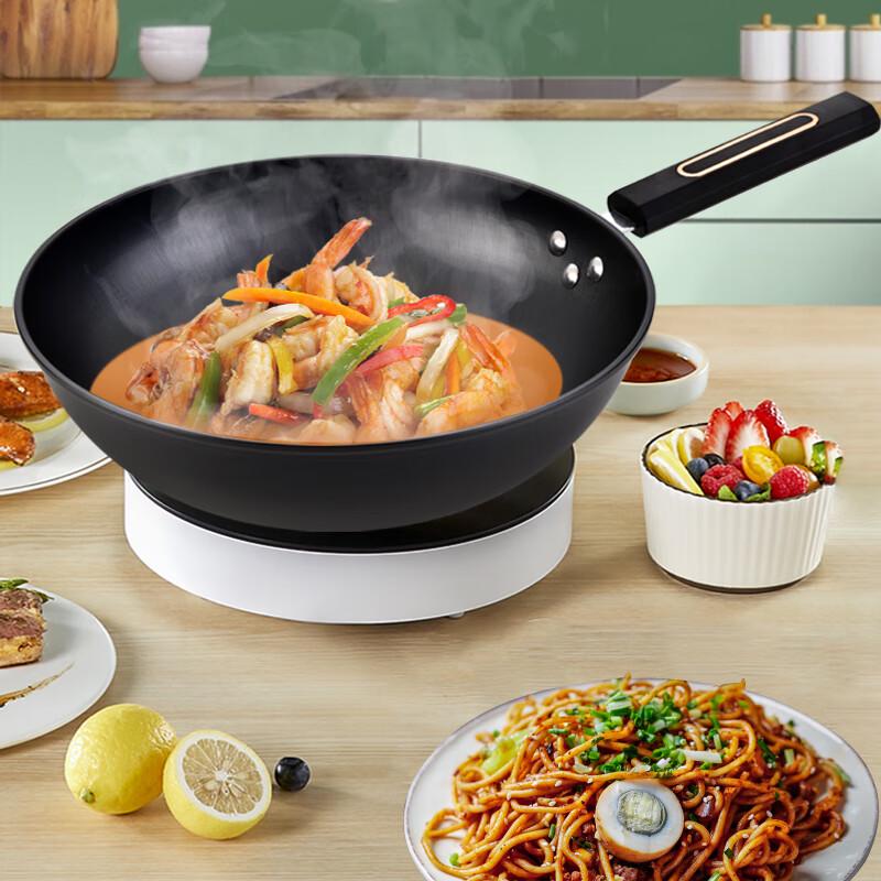 EKCO Fine Iron Stir Fry Pan