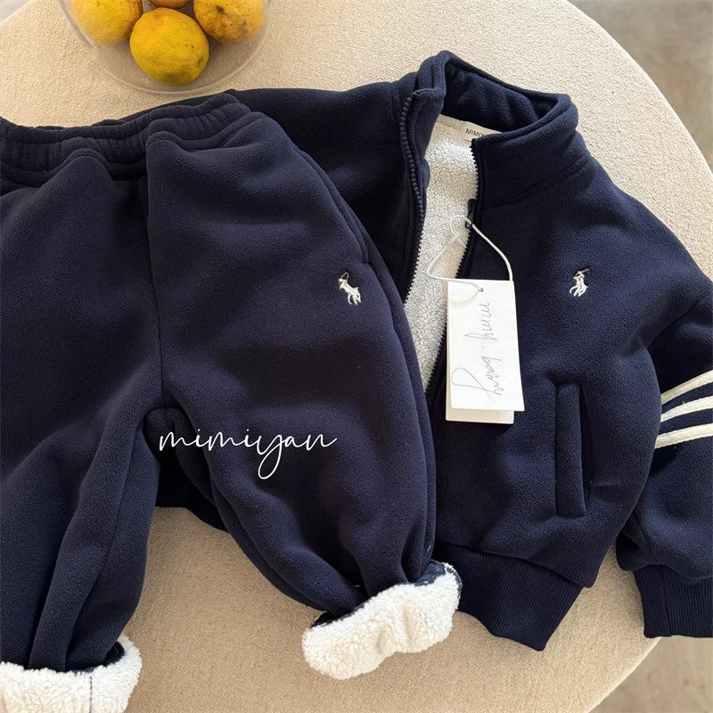 2024 Детская плюшевая теплая куртка и модный флисовый костюм из двух частей для мальчиков и девочек
