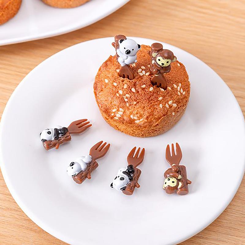 Animal Fruit Fork Food Grade Plastic Mini Cartoon Kids Cake Fruit Toothpick Bento Lunch Bento Accessories Party Decoration Gift