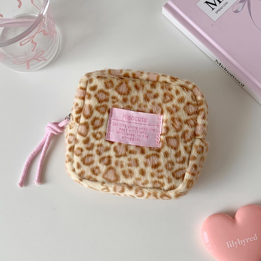 1Pc Leopard Print Plush Makeup Bag, Winter Warm Mini Square Makeup Bag, Lipstick Case, Cosmetic Storage Bag, Multifunctional Design, Suitable