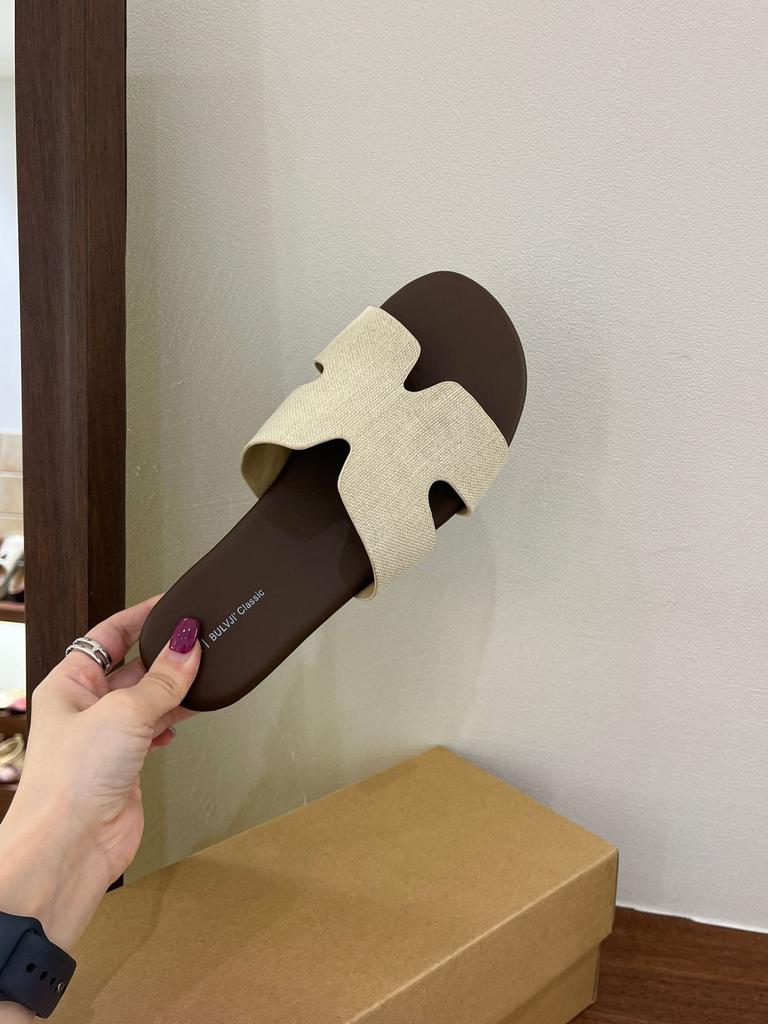 Однословные тапочки, модные и универсальные на плоской подошве, туристические пляжные 2025 лето новые, приморские простые и крутые тапочки