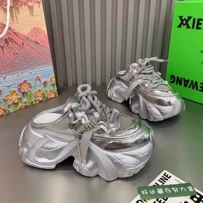 Туфли женские на толстой подошве, увеличивающие рост, маленького размера, с открытой пяткой, весенне-осенние, кроссовки для папы, новые тапочки, спортивная обувь