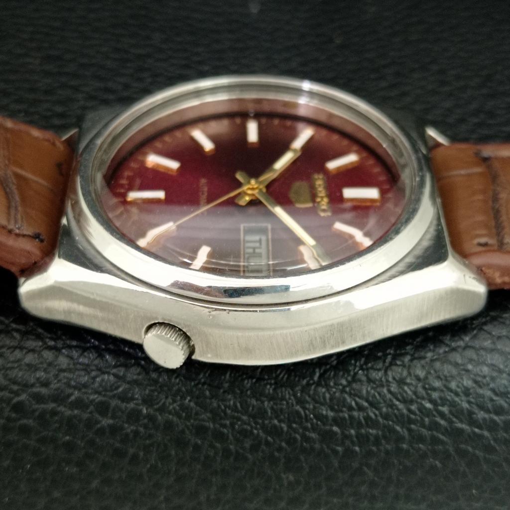ВИНТАЖНЫЕ АВТОМАТИЧЕСКИЕ ЧАСЫ SEIKO 5 7009A ЯПОНИЯ МУЖСКИЕ КОРИЧНЕВЫЙ ЦВЕТ ЦИФЕРБЛАТ a708557-1