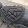 Universal Motorcycle Seat Cover 3D Comfort Gel Cushion Seat Motorbike Air Pad Cover Shock Absorption Decompression Saddles Pad