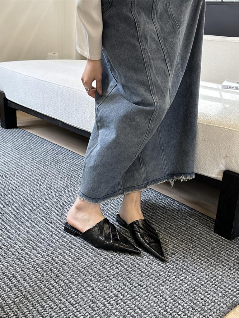 Плиссированные шлепанцы Обувь Женские мюли Обувь Весна 2024 Сандалии Мода Неглубокие слипоны Женские туфли на плоской подошве Женские тапочки