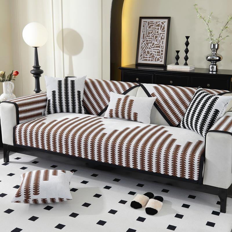 Nordic High-End Chenille Sofa Cushion, Four-Season Universal Seat Cushion, Non-Slip Leather Sofa Cover New Cover