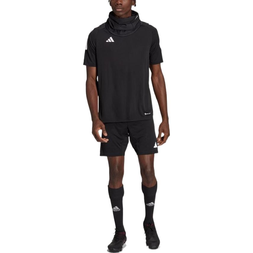 adidas Футболка мужская однотонная с V-образным вырезом и коротким рукавом, черная, HE3174