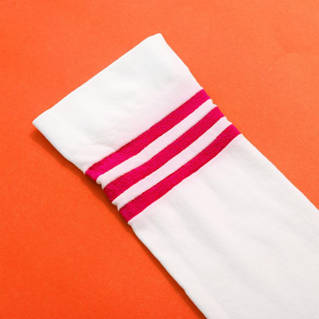 Платье для девочек в стиле чирлидинг без рукавов с перекрещивающимися бретелями, ажурная спинка с буквенным принтом, комплект носков с бантом в стиле пэчворк