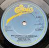 7-дюймовая пластинка FOX THE FOX Precious Little Diamond A4441 Epic 1984 UK Dance Electronica Б/у